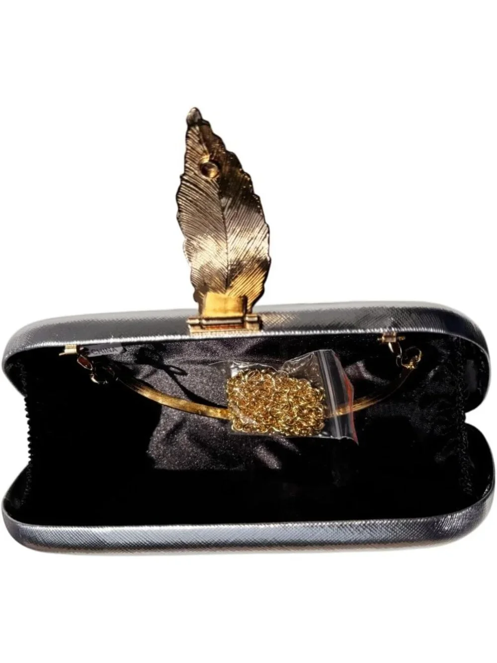 Women's Silver1 Elegant Clutch Purse Metallic Leaves Clasp Banquet Evening Bag